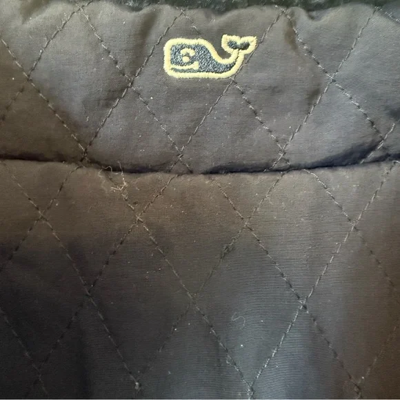 Vineyard Vines Martha’s Vineyard Reversible Quilted Vest - Picture 3 of 10